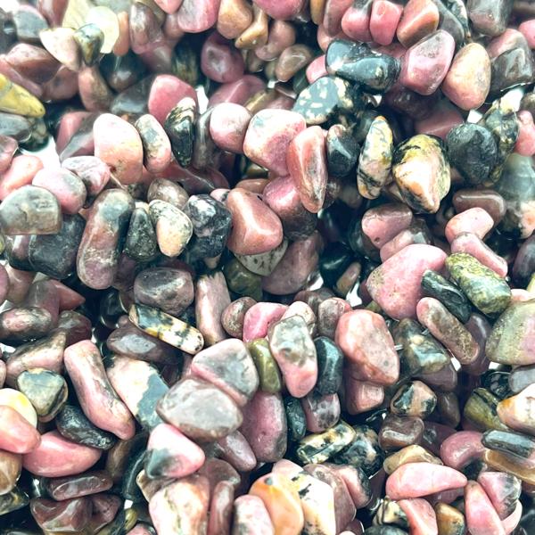 Natuursteen chips Rhodonite 5x8mm - 20 gram-Kraaltjes van Renate