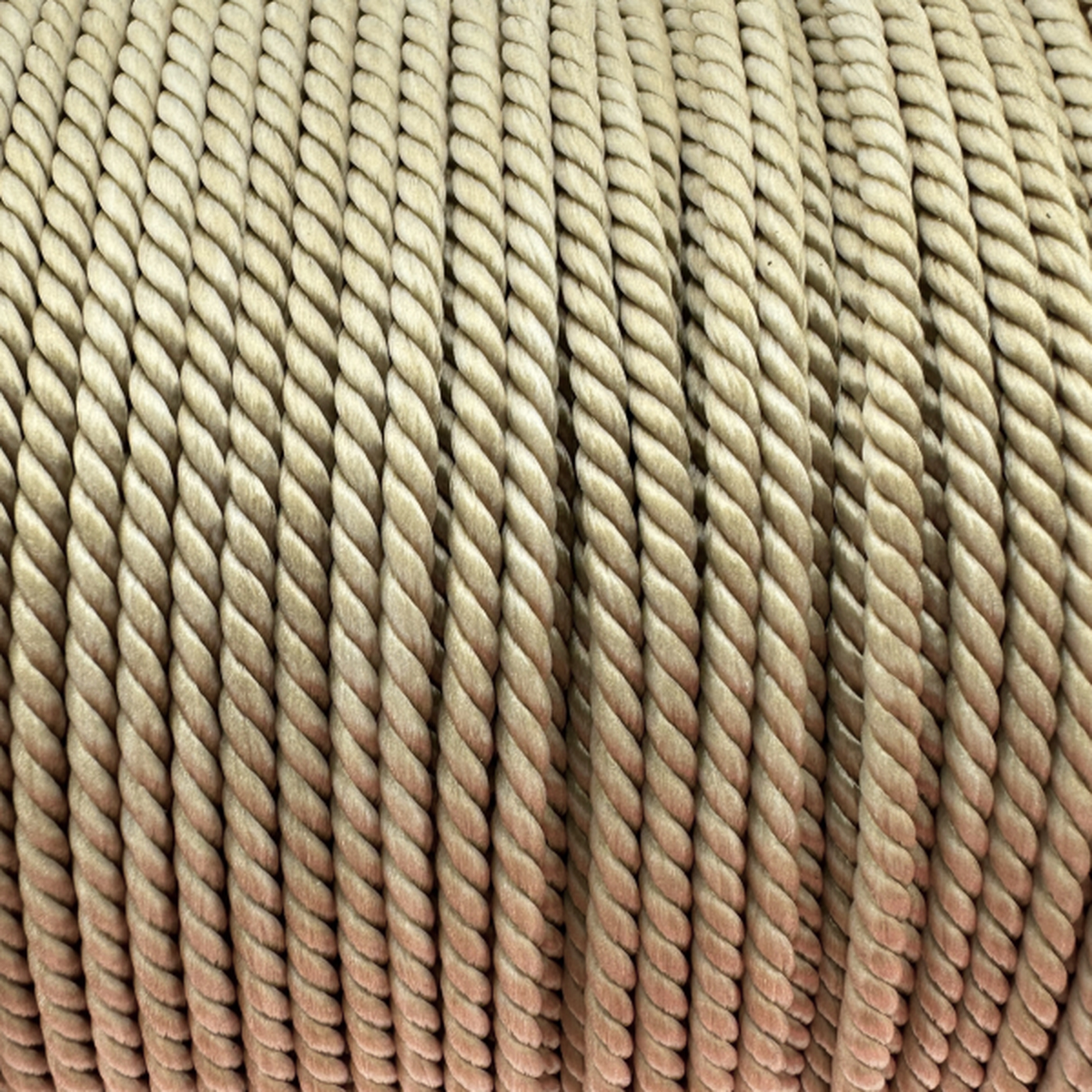 Nylon gedraaid koord beige 2mm - 2 meter-koord-Kraaltjes van Renate