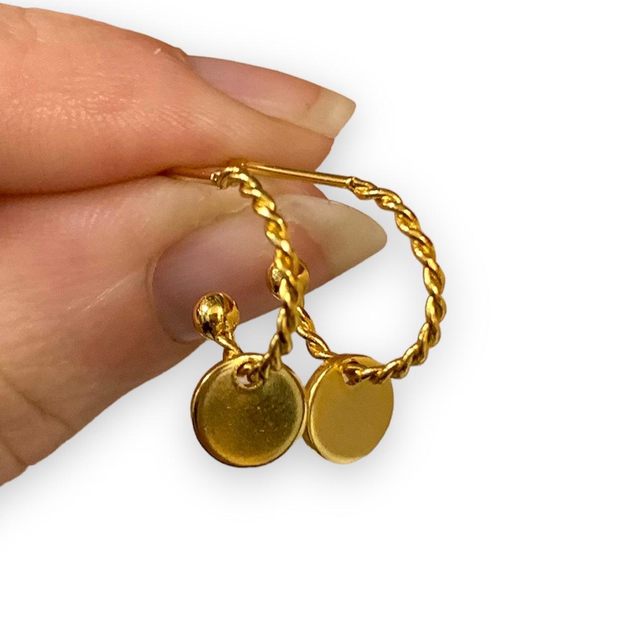 Oorstekers twisted gold plated 13x19x2mm-Sieraden-Kraaltjes van Renate