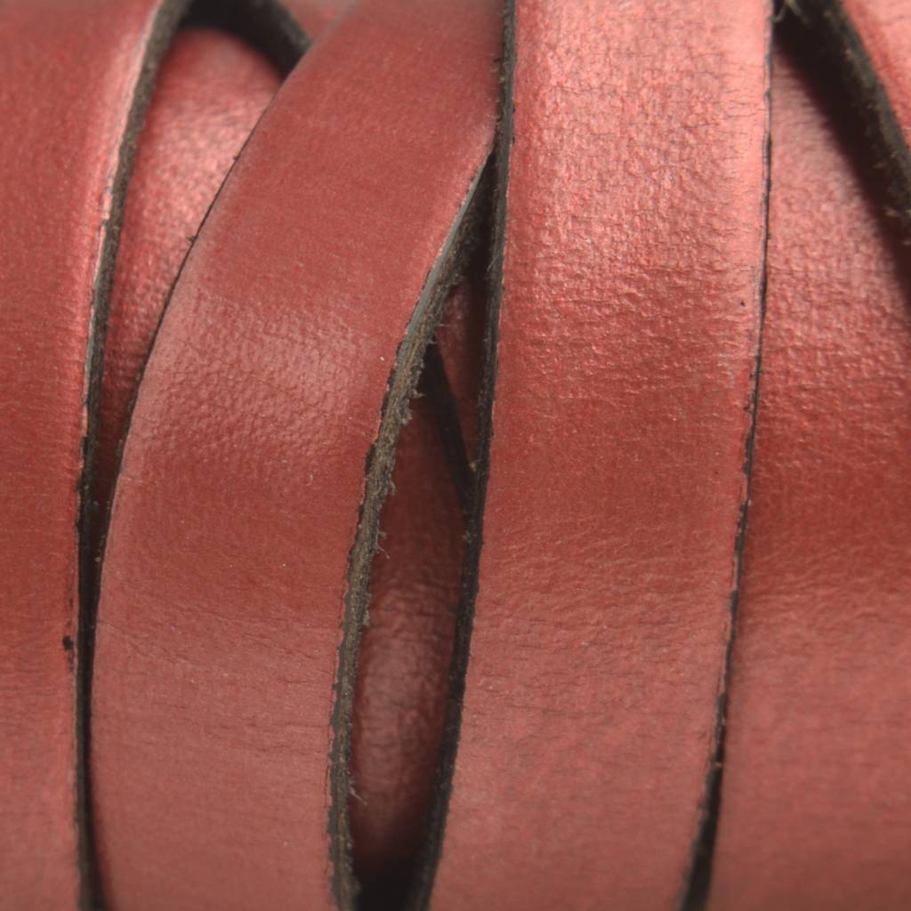 Plat Italian leer Rood metallic 10x2mm - prijs per cm-Kraaltjes van Renate