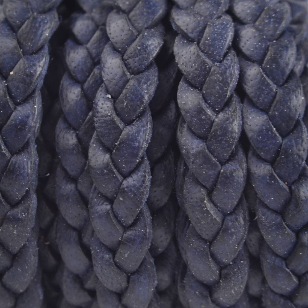 Plat gevlochten leer donker blauw 5x2mm - prijs per 20cm-Kraaltjes van Renate