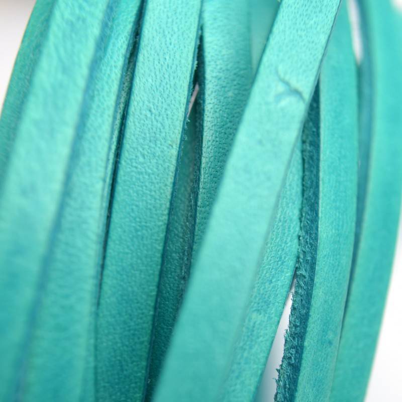 Plat leer groen turquoise 5mm-Kraaltjes van Renate