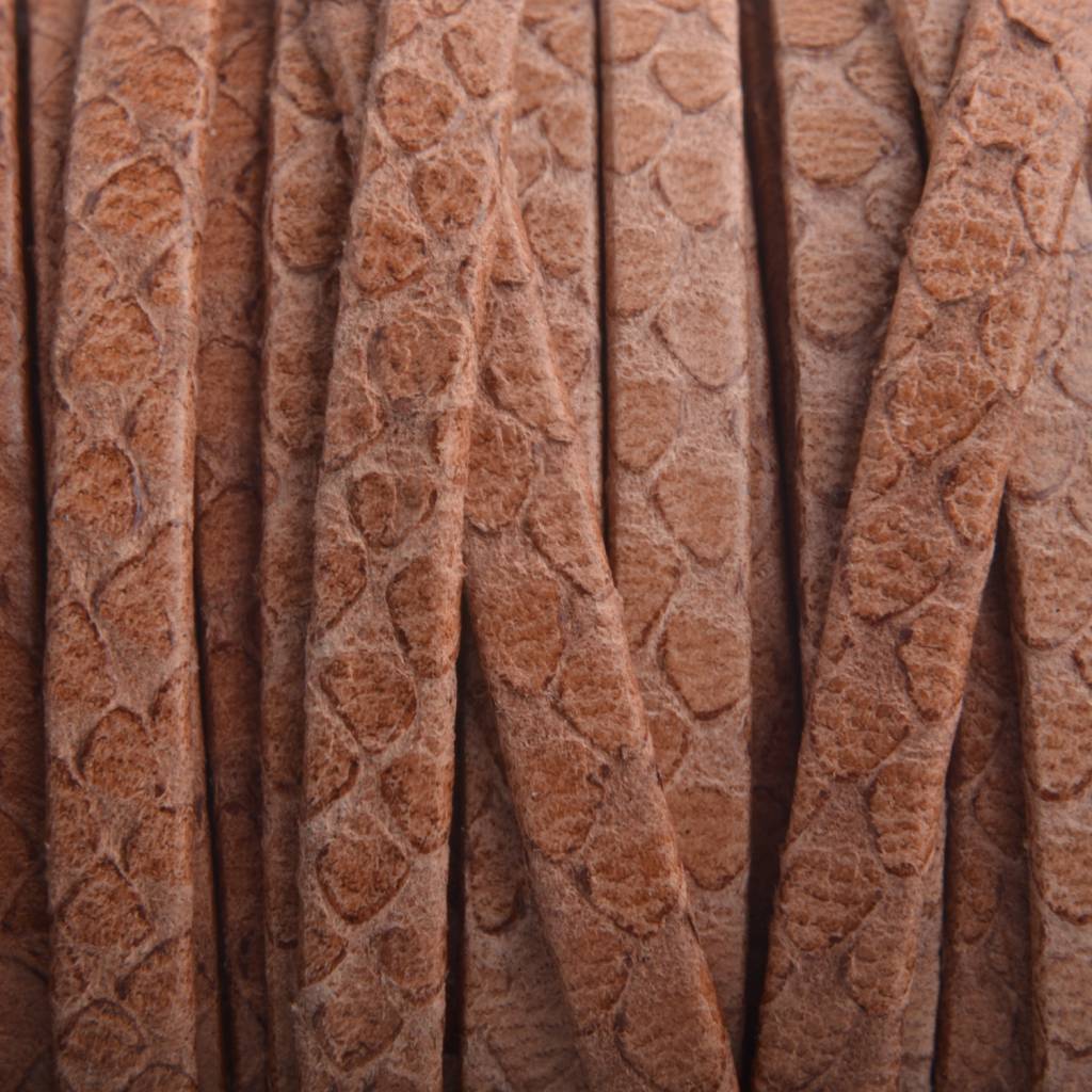 Plat leer slangenprint camel 5mm - prijs per cm-Kraaltjes van Renate