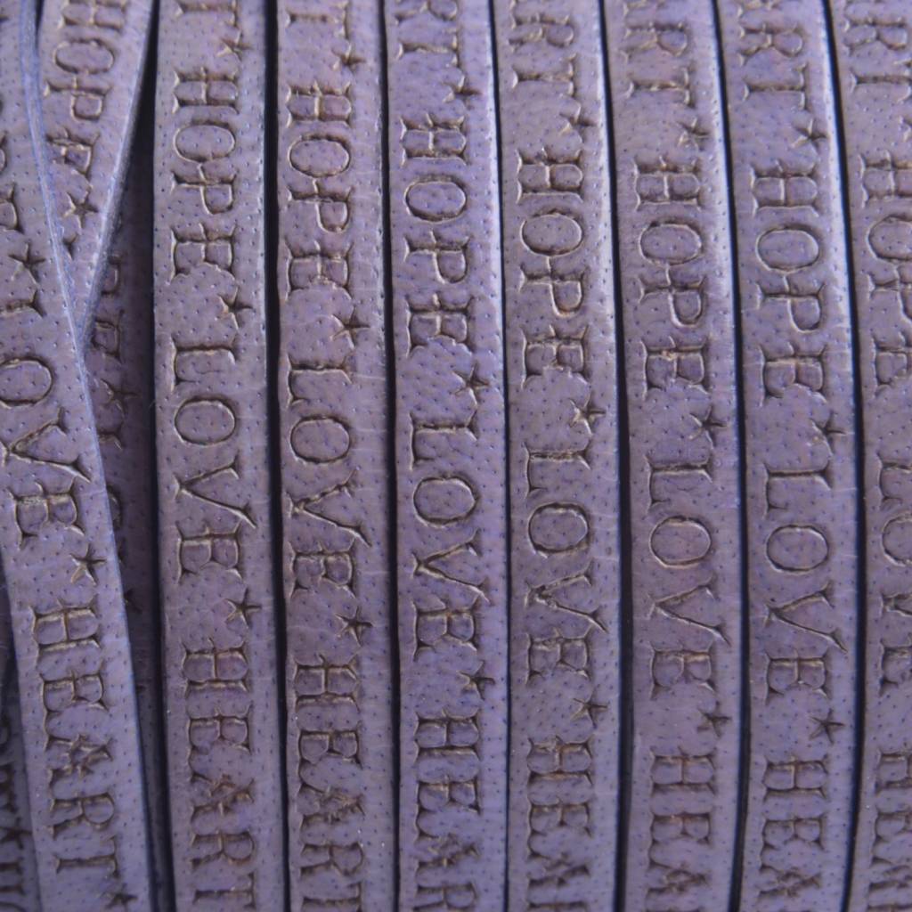 Plat leer tekst heart*hope*love lila 5x1.5mm - prijs per cm-Kraaltjes van Renate