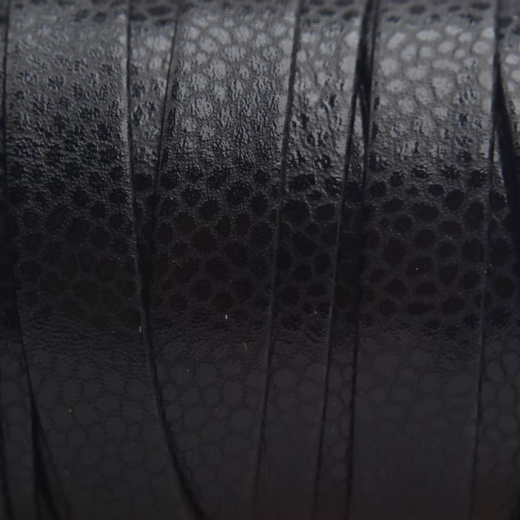 Plat nappa leer Black 10x2mm - prijs per cm-Kraaltjes van Renate