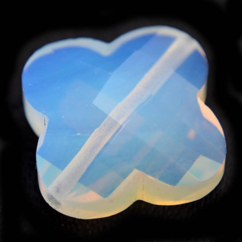 Quartz hand geslepen kralen klaver crystal opaal 15mm-Kraaltjes van Renate