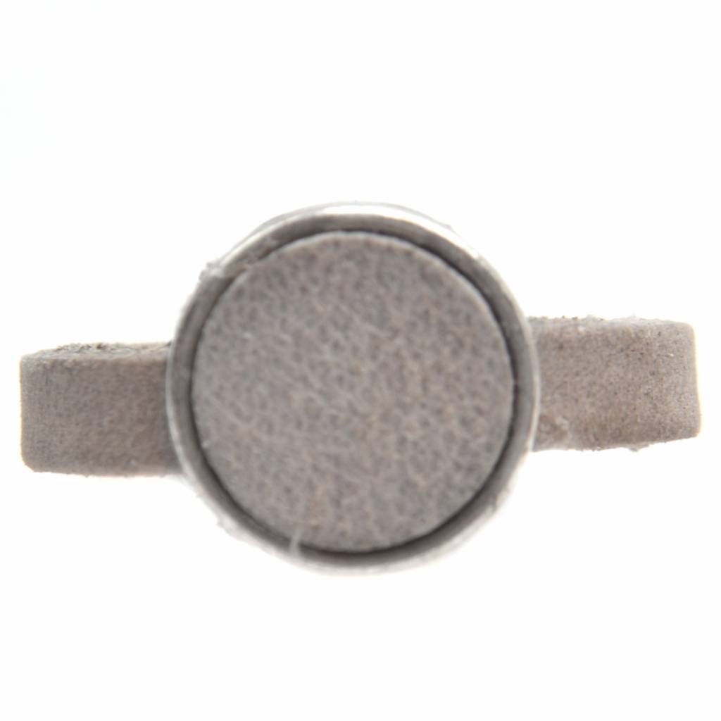 Ring Plat leer & leer cabochon breed DIY greige-Kraaltjes van Renate
