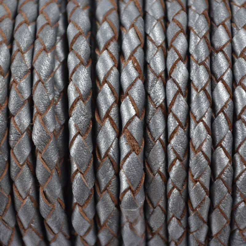 Rondgevlochten leer zilver grijs metallic 4mm -per 20cm-Kraaltjes van Renate
