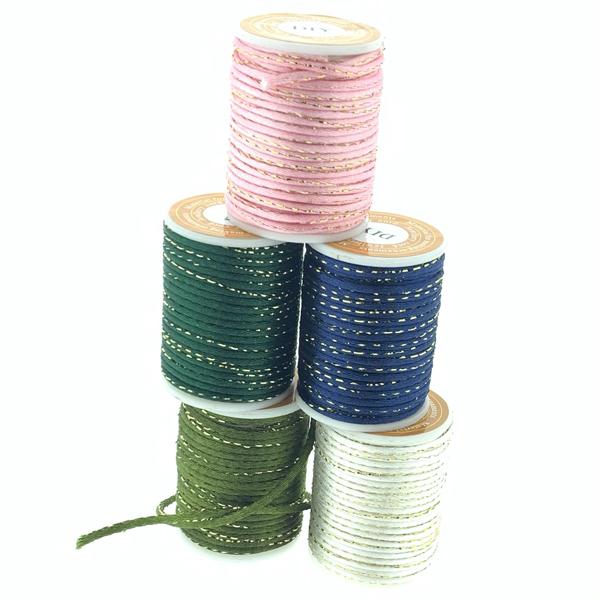 Satijn koord 1,5mm klosje Olijf groen Goud - 3,6 meter-Kraaltjes van Renate