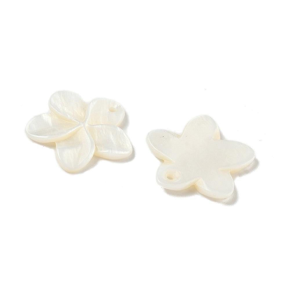 Schelp Bedel Bloem Gegraveerd Antiek Wit 24mm - per stuk-Bedels-Kraaltjes van Renate
