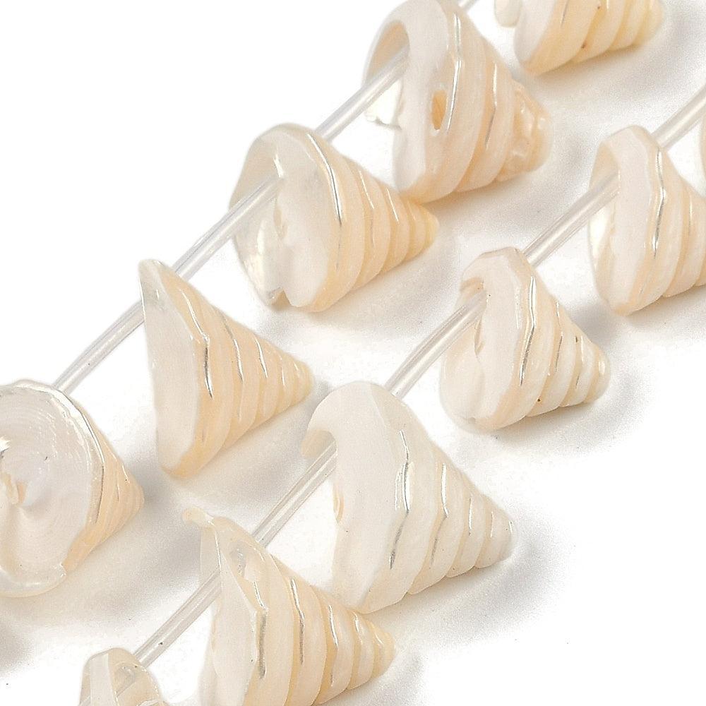 Schelp Kralen Kegel Wit Parelmoer 12-19mm - per stuk-Kralen-Kraaltjes van Renate
