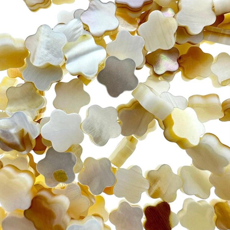 Schelp bloemetje beige 8x3mm - per stuk-Kralen-Kraaltjes van Renate