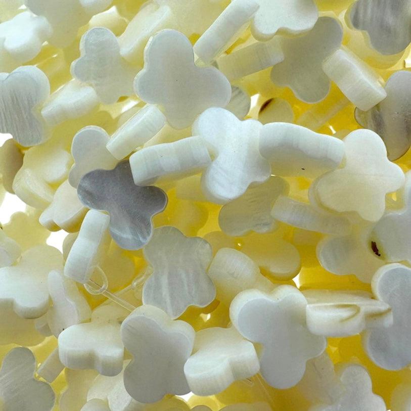 Schelp vlinder white 10mm - per stuk-Kralen-Kraaltjes van Renate