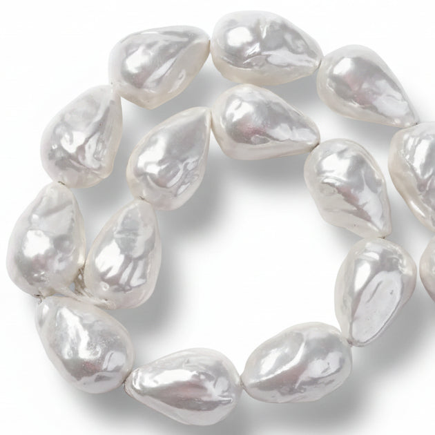Schelpparel Druppel Naturel Wit ±23mm - per stuk-Kralen-Kraaltjes van Renate