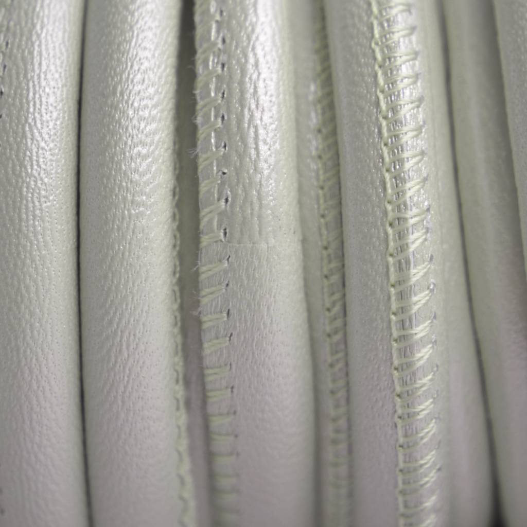 Stitched leer PQ ivoor wit metallic 6mm - per cm-Kraaltjes van Renate