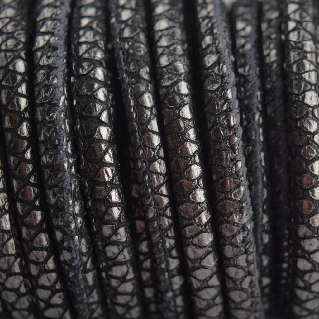 Stitched leer PQ zwart zilver snake 4mm - per cm-Kraaltjes van Renate