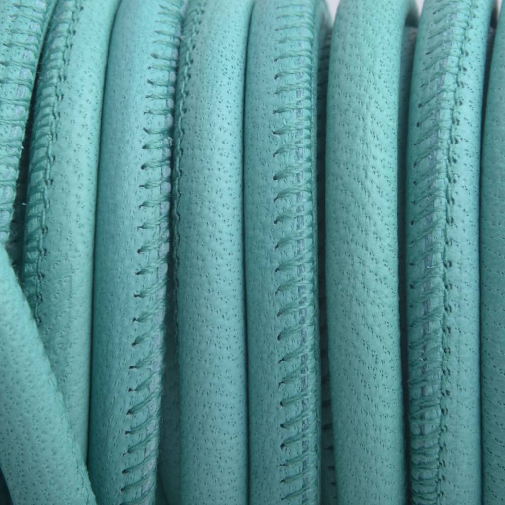 Stitched rond PQ leer Turquoise 6mm - prijs per cm-Kraaltjes van Renate