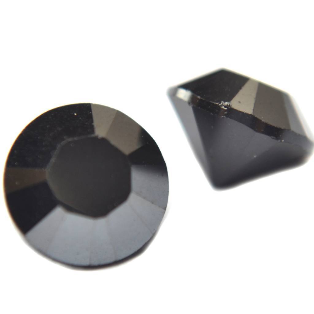 Swarovski puntsteen SS29 Jet Hematite-Kraaltjes van Renate