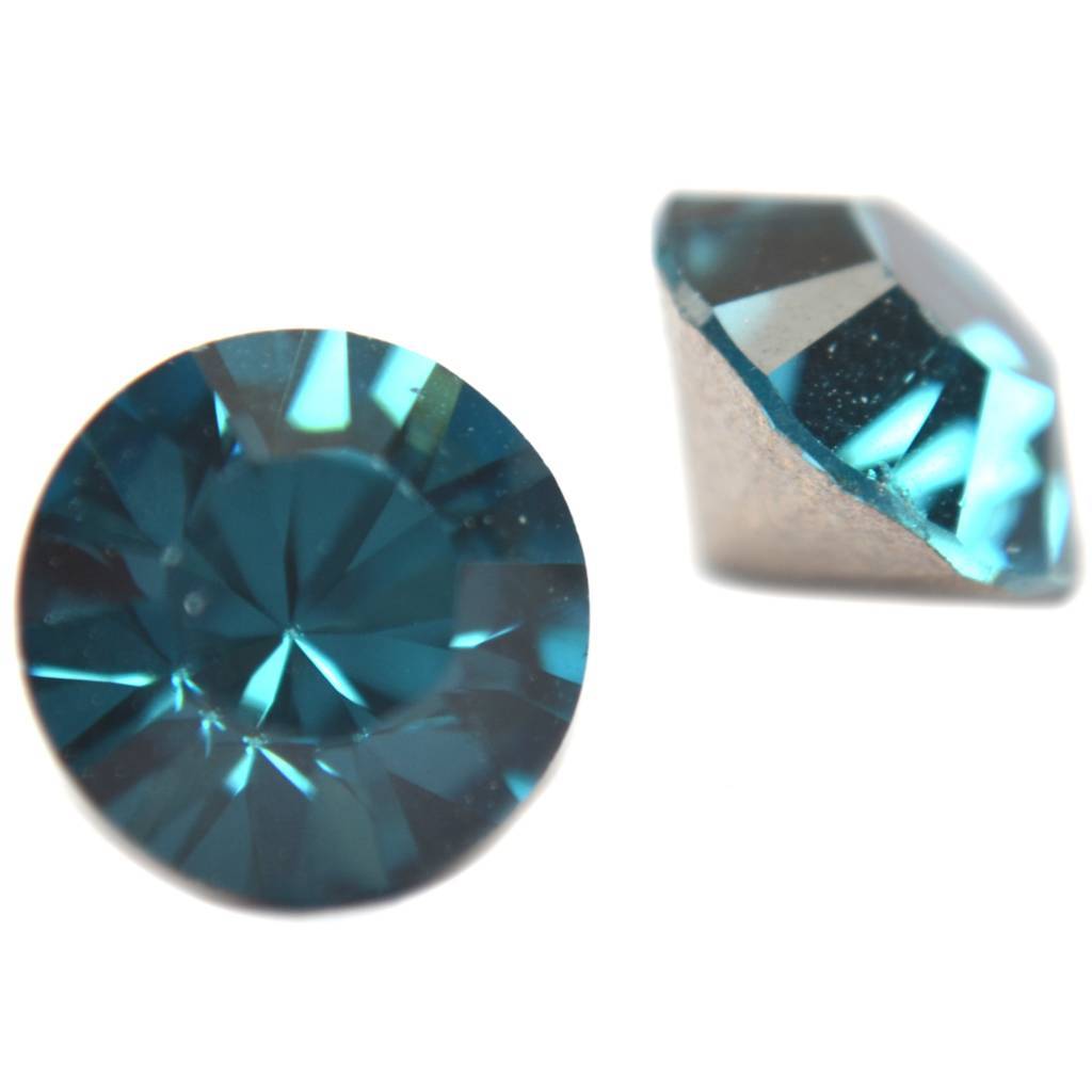 Swarovski puntsteen SS39 Indicolite-Kraaltjes van Renate