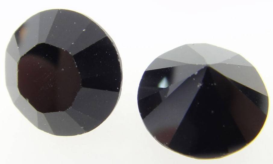 Swarovski puntsteen SS39 Jet-Kraaltjes van Renate