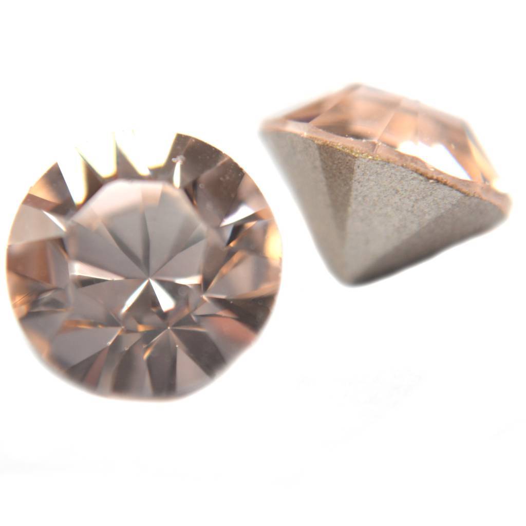 Swarovski puntsteen SS39 Silk-Kraaltjes van Renate