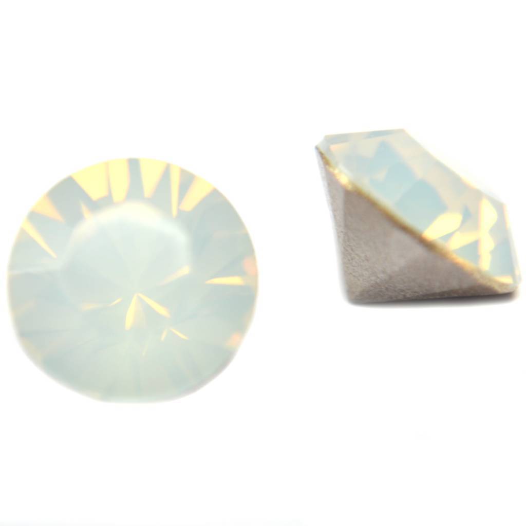 Swarovski puntsteen SS39 White Opal-Kraaltjes van Renate