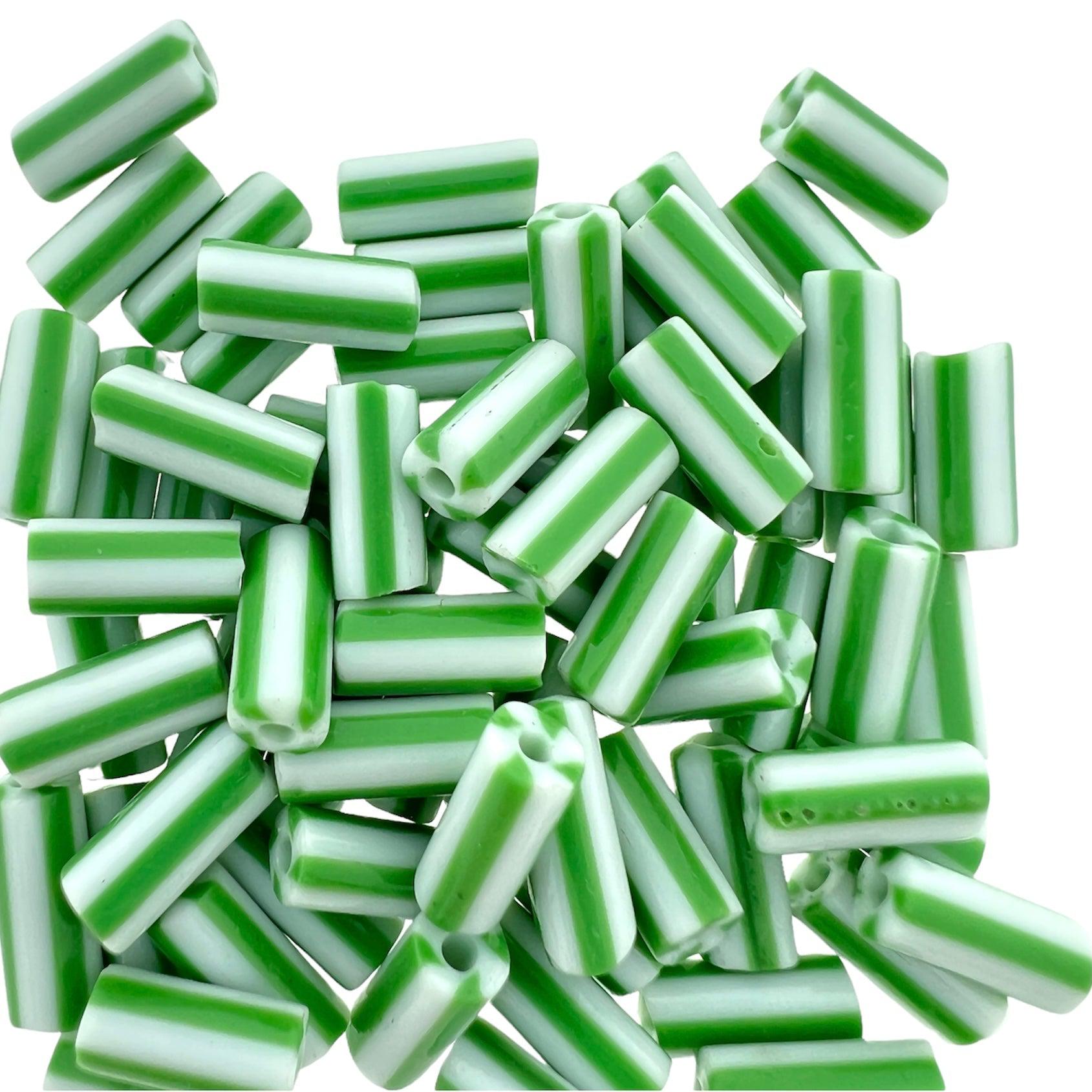 Tsjechisch glas Preciosa rocailles staafje groen wit 10mm- 18 stuks-Kralen-Kraaltjes van Renate
