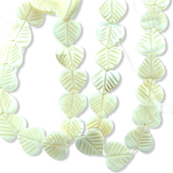 Zoetwaterschelp kraal Hartje Blad parelmoer 11mm-Kraaltjes van Renate